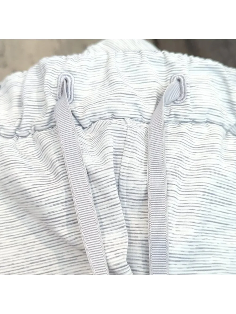 Lululemon On The Fly Pant *27